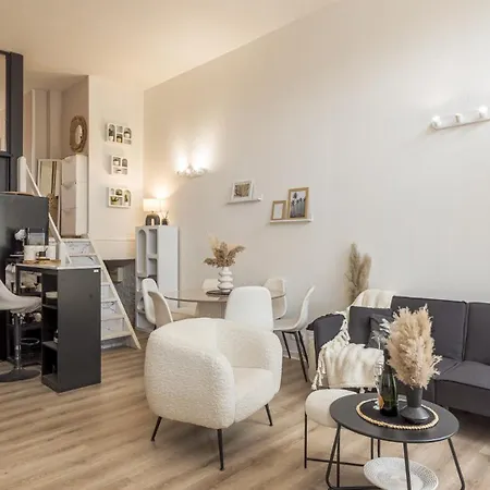 Loft Boheme - 3 Personnes Saint-Julien-les-Villas