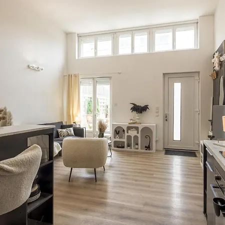 Loft Boheme - 3 Personnes * Saint-Julien-les-Villas
